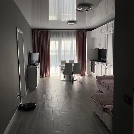Breeze Apartment *